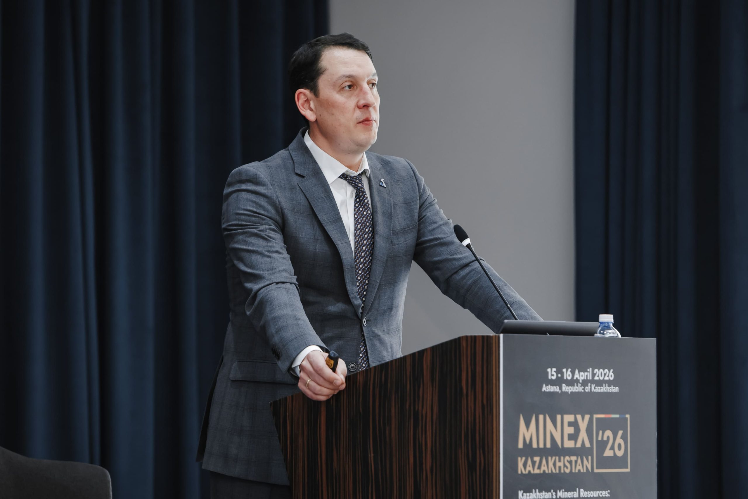 Заключительная дискуссия о фискальной стабильности на форуме