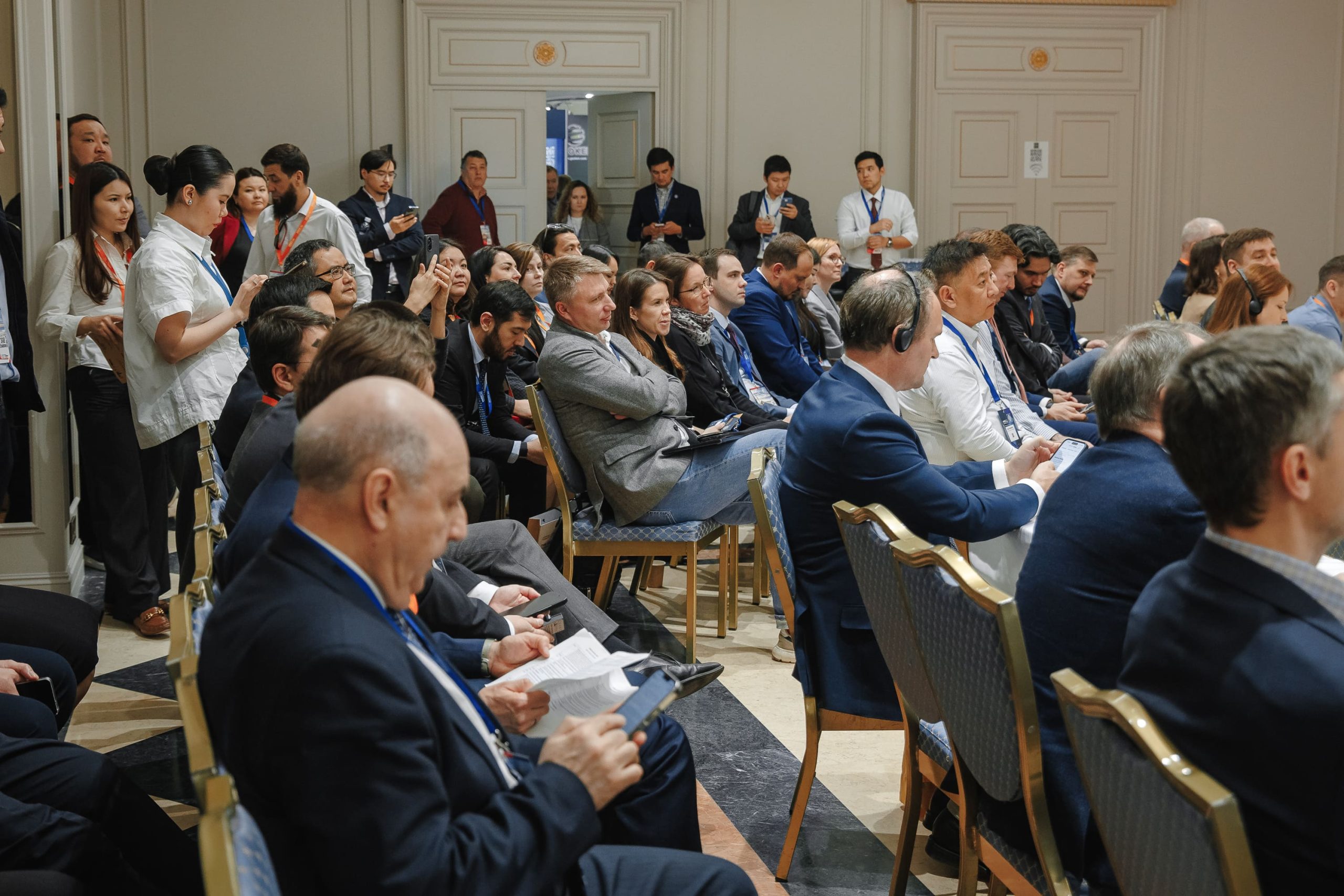 MINEX Kazakhstan 2026 — атмосфера форума, слайд 2